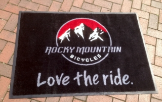 Logomatte - Rocky Mountain